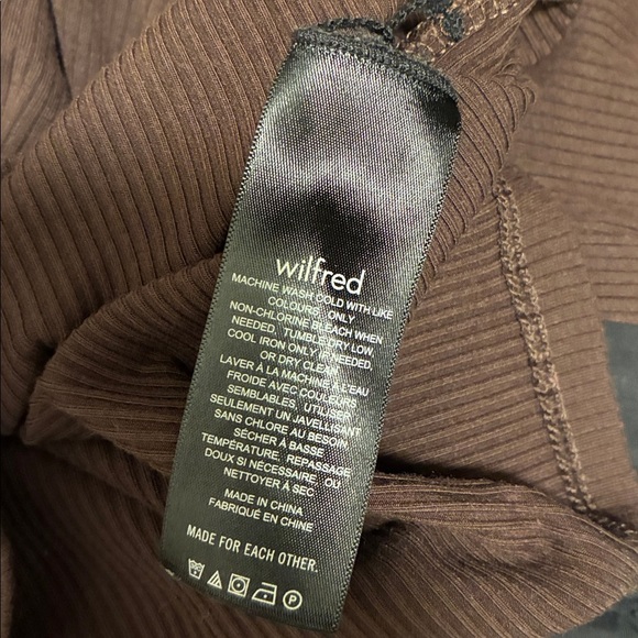 Aritzia Brown Long Sleeve Crop Top - Picture 5 of 5